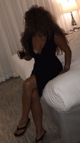 Huren Berlin: FICKEN WIR? ICH BIN EIN SCORT GEWACHST ENGER ARSCH OHNE KOMPLIKATIONEN