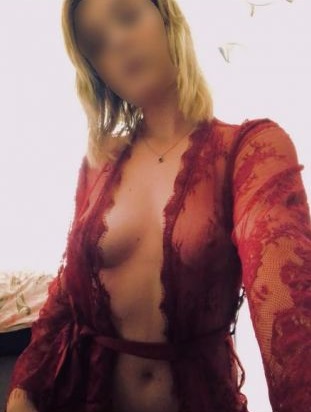 Huren Bremen: WÜRDE ES DIR GEFALLEN? ICH BIN EIN MÄDCHEN, HEISS MIT MELONEN WOCHENENDE