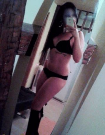 Huren Hessen (Hesse): HALLO ICH BIN KONFORM, SCHLUCKER MIT SCHÖNEN TITTEN SEHR VERFÜGBAR