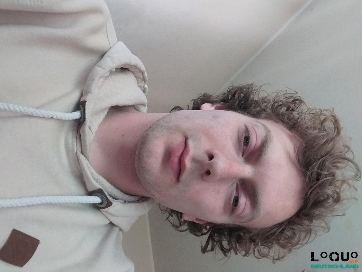 Männliche Escorts Nordrhein-Westfalen (North Rhine-Westphalia): Größe: 6cm x 18cm